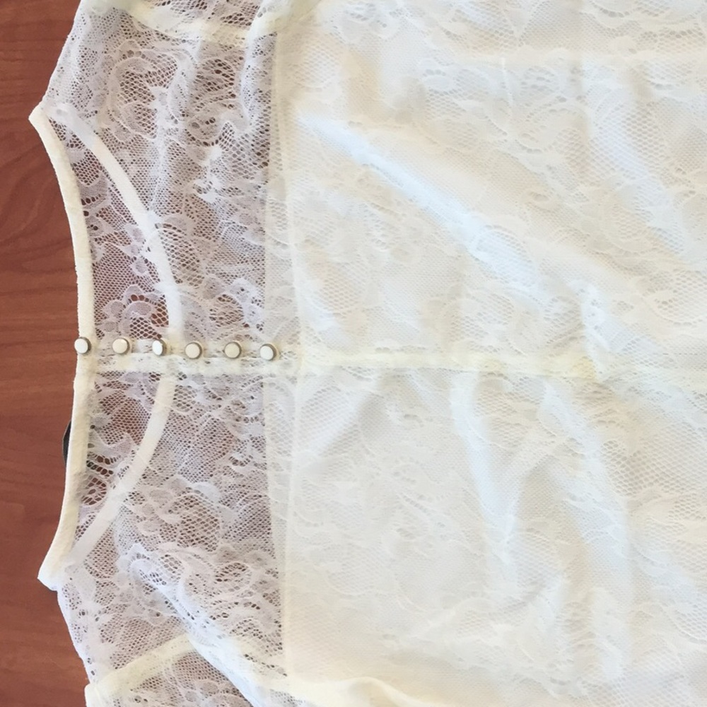Netted top - Picture 3 of 3